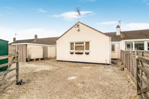 Click the photo for more details of Sanfoin Close, Red Lodge