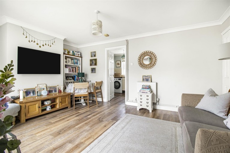 Images for Sanfoin Close, Red Lodge