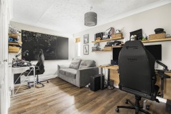 Images for Sanfoin Close, Red Lodge
