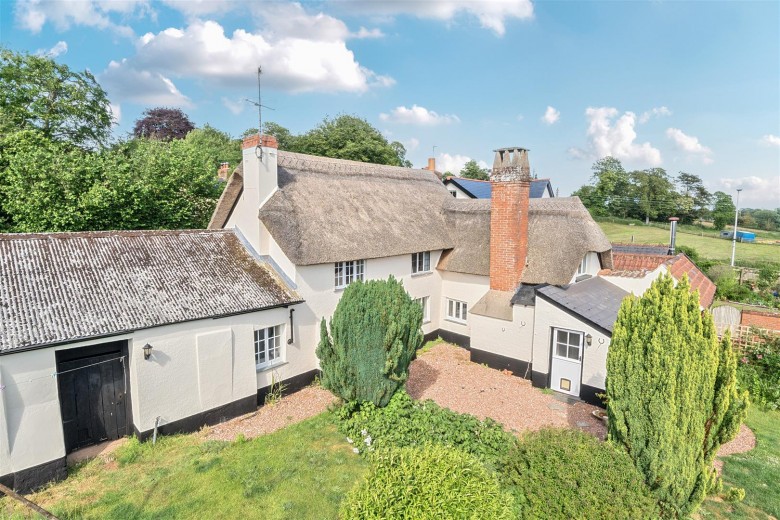 Click the photo for more details of Oak Hill, East Budleigh, Budleigh Salterton