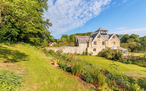 Click the photo for more details of Whitwell, Isle of Wight