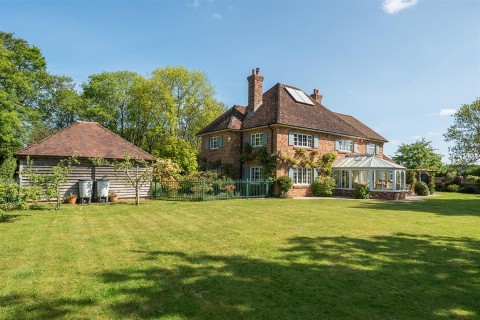 Click the photo for more details of Hampreston, Wimborne