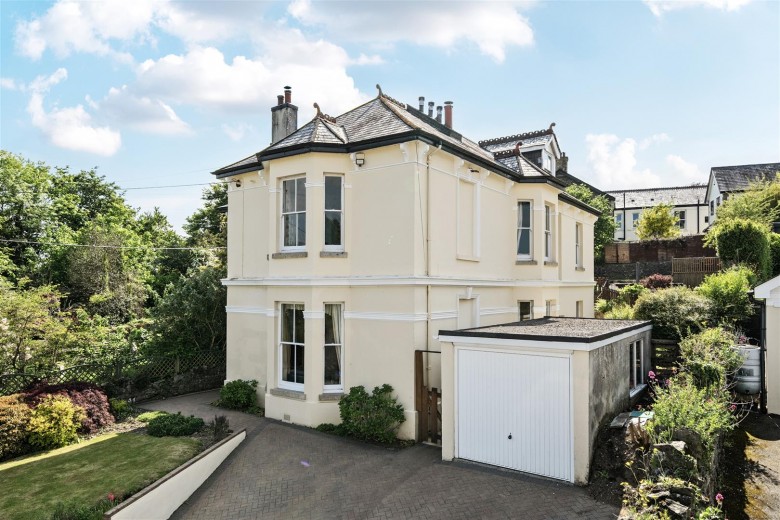 Click the photo for more details of Glanville Road, Tavistock