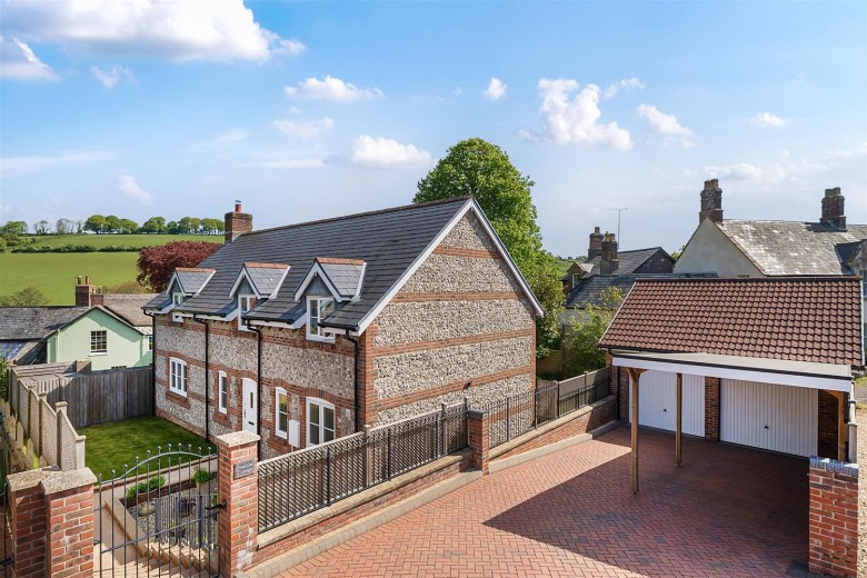 Click the photo for more details of Toller Porcorum, Dorchester