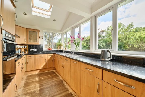Click the photo for more details of Mawgan Porth