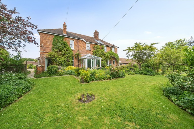 Images for Ridgeway Lane, Child Okeford, Blandford Forum