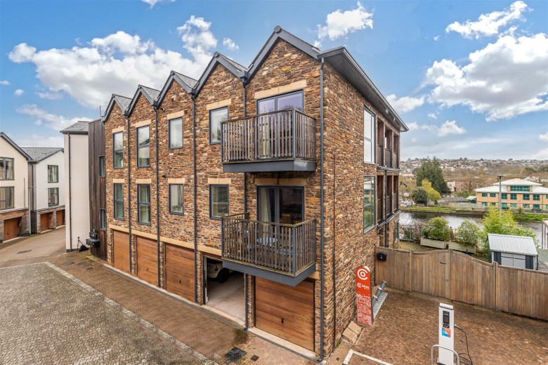 Click the photo for more details of Baltic Way, Totnes