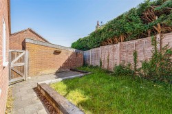Images for Barry Lynham Drive, Newmarket