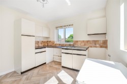 Images for Barry Lynham Drive, Newmarket