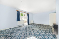 Images for Barry Lynham Drive, Newmarket