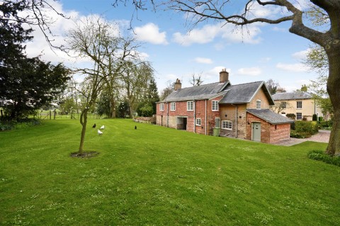 Click the photo for more details of Hackthorn, Lincoln