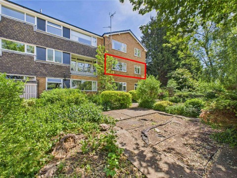 Click the photo for more details of Stonehill Court, Great Glen, Leicestershire