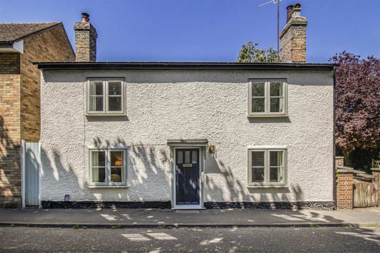Click the photo for more details of St. Johns Street, Duxford, Cambridge