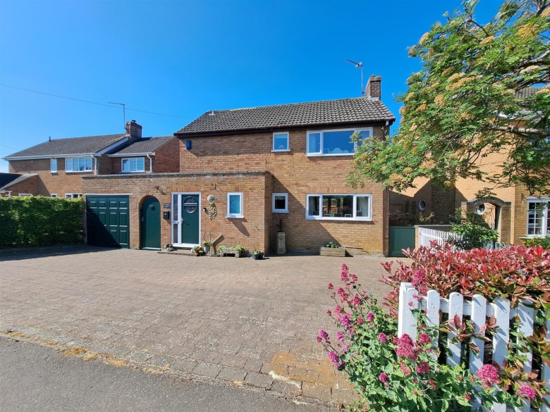 Click the photo for more details of Lower Road, Milton Malsor, Northampton, NN7