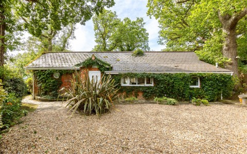 Click the photo for more details of Wootton Bridge, Isle of Wight