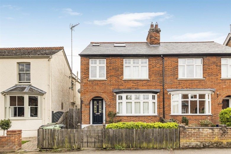Click the photo for more details of Victoria Avenue, Saffron Walden