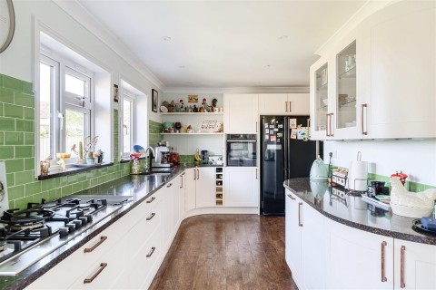 Click the photo for more details of Somers Road, Lyme Regis