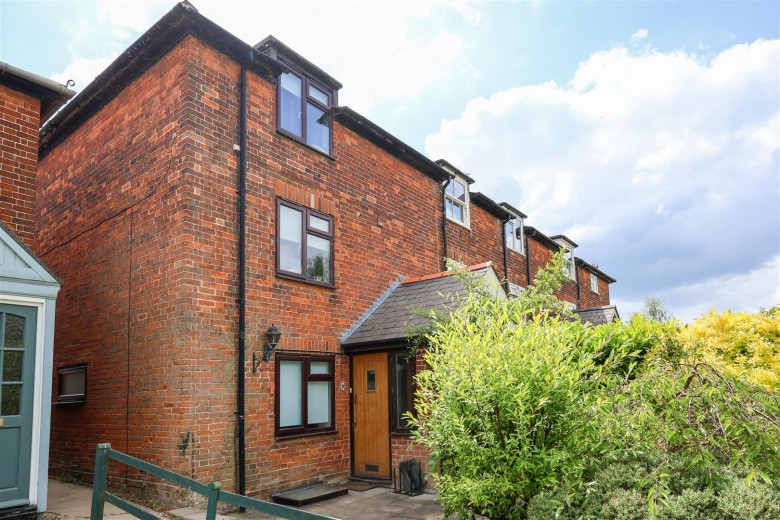 Click the photo for more details of Mount Pleasant Cottages, Debden Road, Saffron Walden