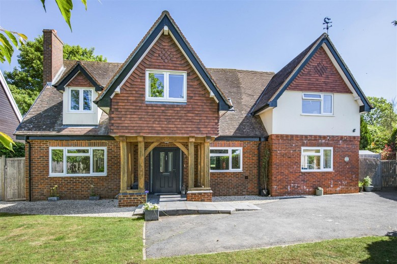 Click the photo for more details of Nuffield Lane, Benson, Wallingford