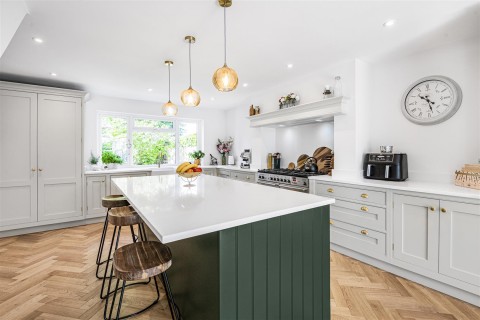 Click the photo for more details of Nuffield Lane, Benson, Wallingford
