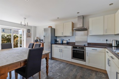 Click the photo for more details of Eastacoombes Way, Malborough, Kingsbridge