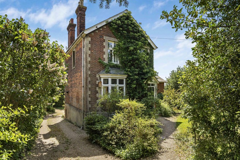 Click the photo for more details of Ashdon Road, Saffron Walden