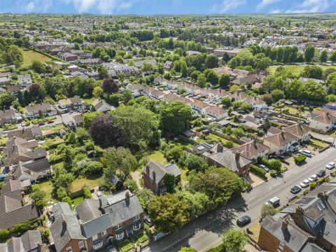Click the photo for more details of Ashdon Road, Saffron Walden