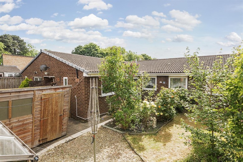 Click the photo for more details of Barn Meads Road, Wellington