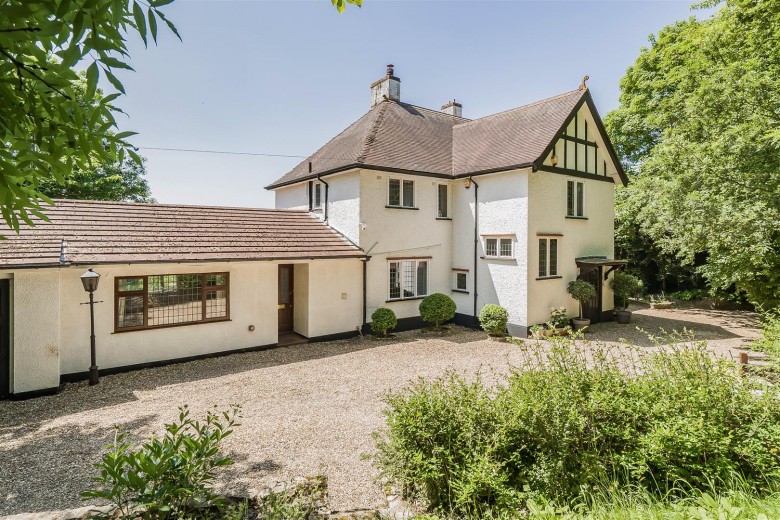 Click the photo for more details of New North Road, Exeter