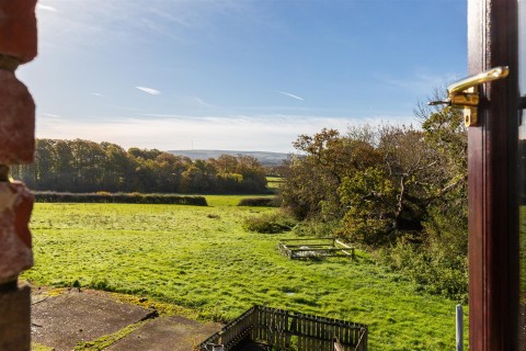 Click the photo for more details of Porchfield, Isle of Wight