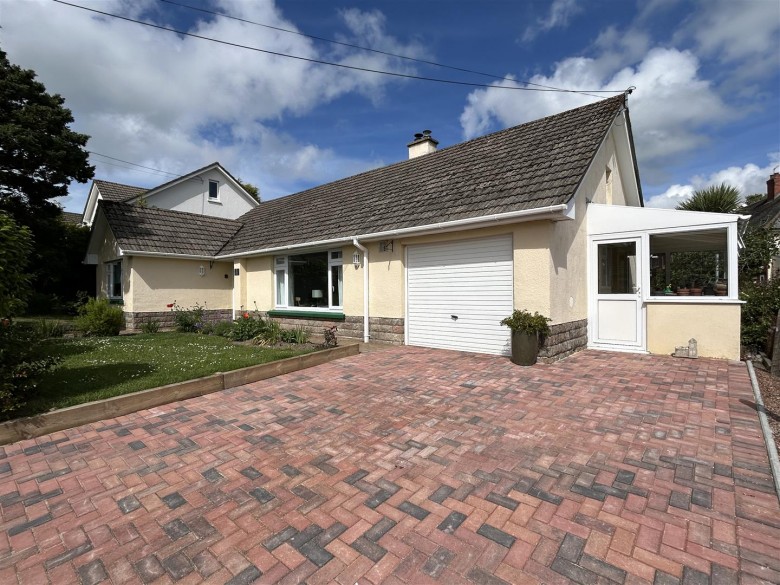 Click the photo for more details of South Molton