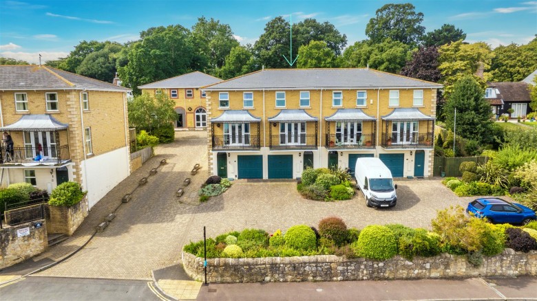Click the photo for more details of Cowes, Isle Of Wight