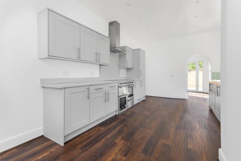 Click the photo for more details of Elsee Road, Rugby, CV21