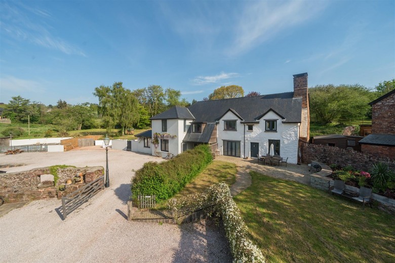 Click the photo for more details of Blagdon, Paignton