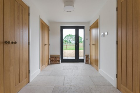 Click the photo for more details of Finchingfield Road, Hempstead, Saffron Walden