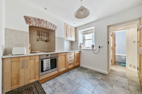 Click the photo for more details of Waterloo Road, Kingsbridge