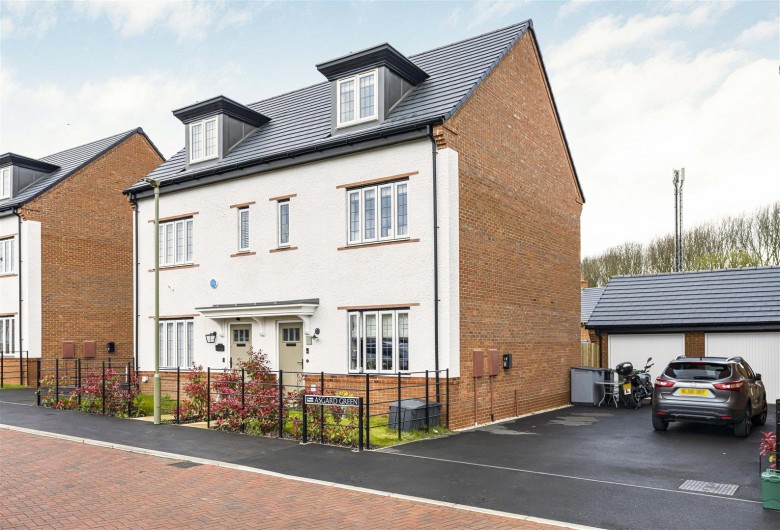 Click the photo for more details of Asgard Green, Red Kite View, Watlington