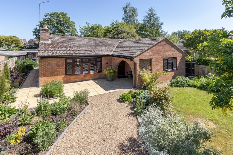 Click the photo for more details of Pool Street, Woodford Halse, NN11
