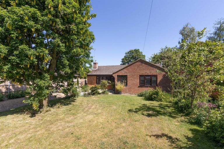 Images for Pool Street, Woodford Halse, NN11