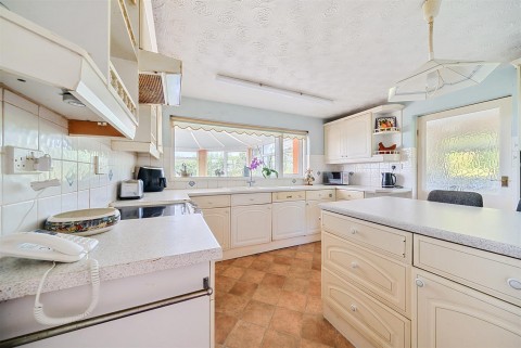 Click the photo for more details of Ashfield Close, Ashford, Barnstaple