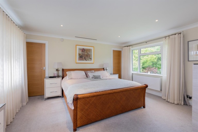 Images for Satwell Close, Rotherfield Greys, Henley-on-Thames