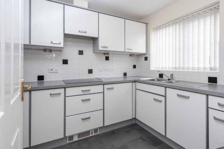 Images for Marton Court, Cawston, Rugby, CV22