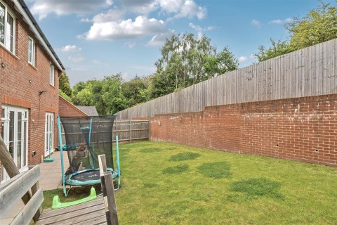 Click the photo for more details of Blackham Road, Hugglescote, LE67