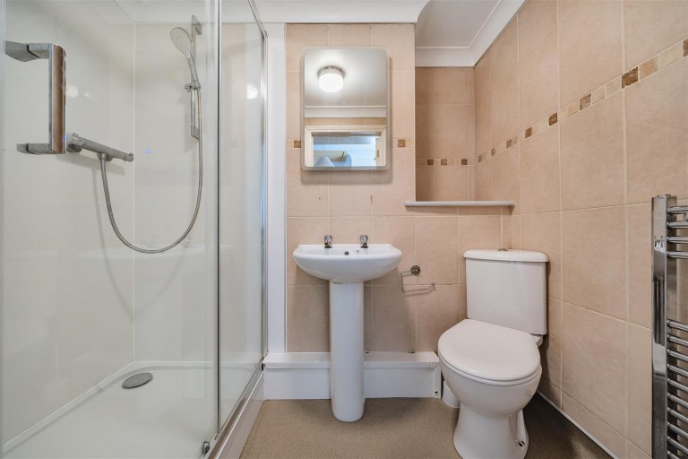 Images for Globe Court, Dowell Street, Honiton