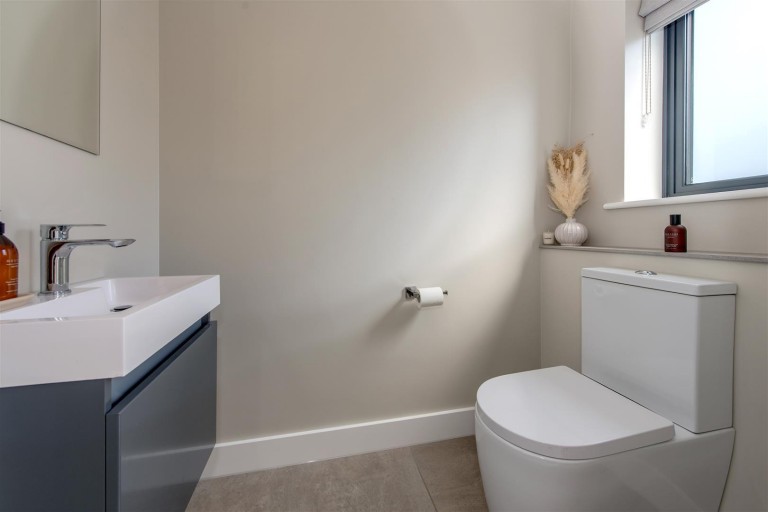 Images for 51 Stonegallows, Taunton