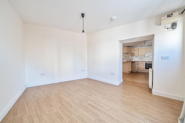 Images for Globe Court, Dowell Street, Honiton