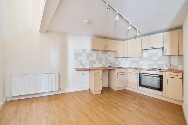 Images for Globe Court, Dowell Street, Honiton