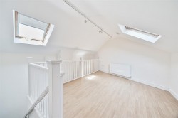 Images for Globe Court, Dowell Street, Honiton