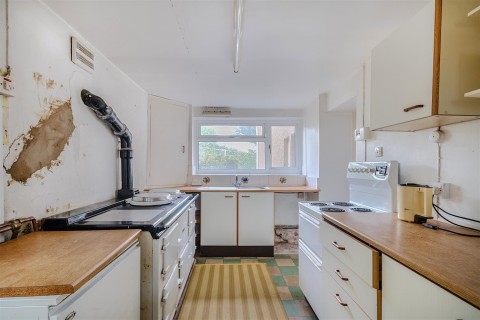 Click the photo for more details of Houndsmoor, Milverton, Taunton