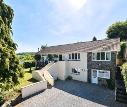 Images for Village Road, Christow, Exeter